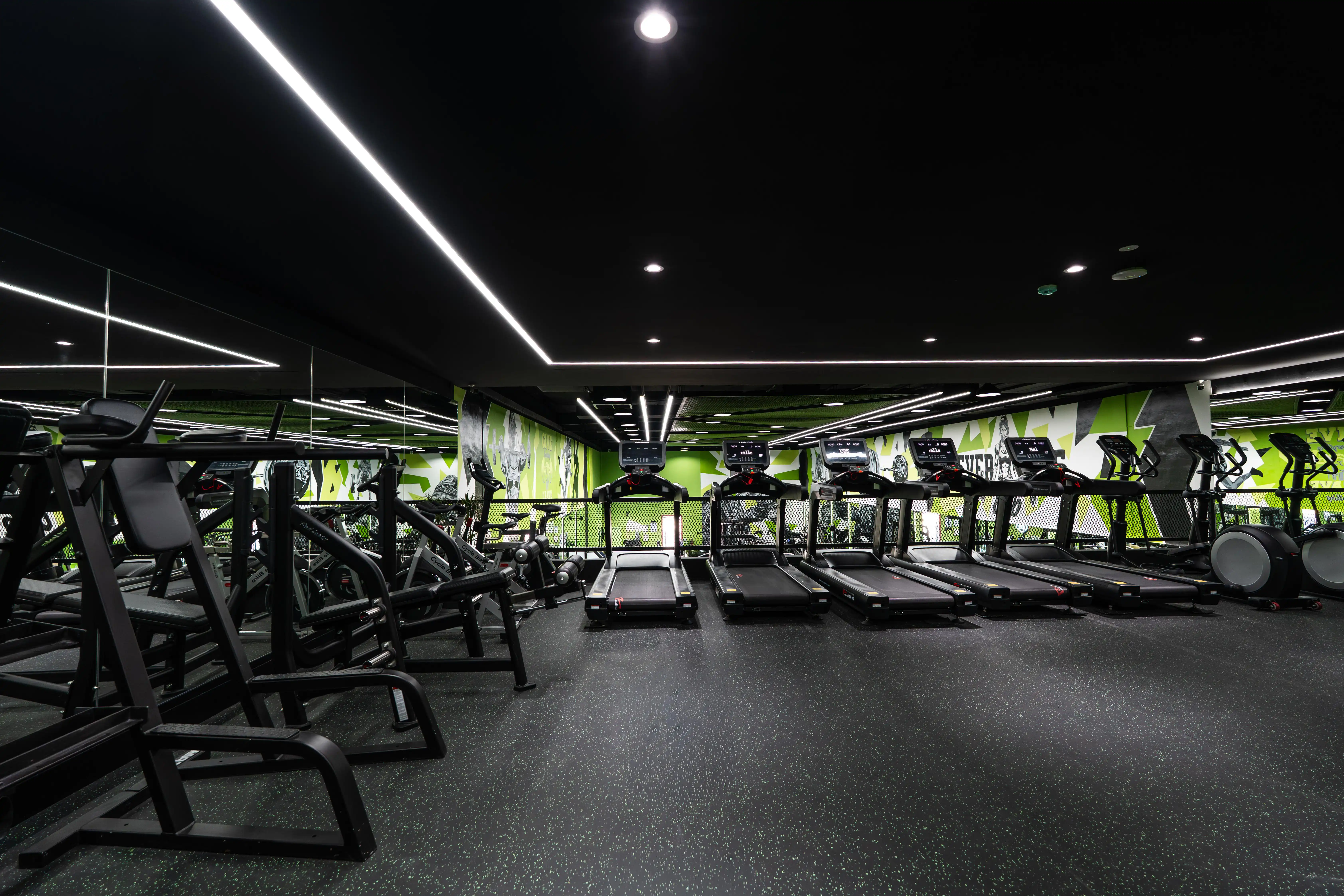 Secret Sport Gym cardio area with treadmills
